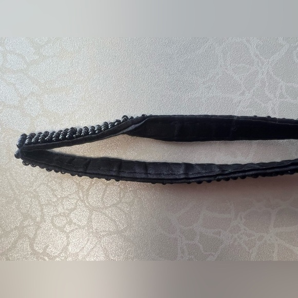 Hand beaded seashell wristlet purse - Picture 12 of 12